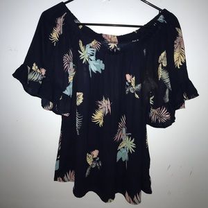 Floral print blouse